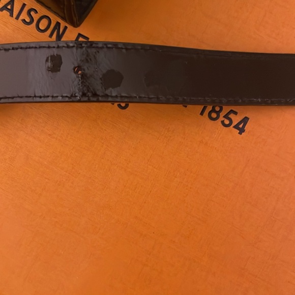 Salvatore Ferragamo additional listing - Picture 11 of 13